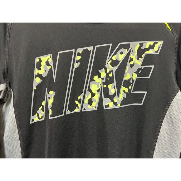 Nike Boys Drifit Black with design Long sleeves Size Large - Picture 3 of 6